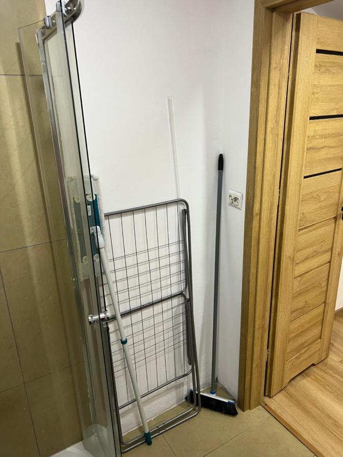 Green Apartment - Free Parking Катовице Экстерьер фото